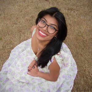 Meet your Posher, Hillary